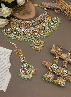 MELANI BORSA KUNDAN BRIDAL JEWELLERY SET WITH MAANGTIKKA