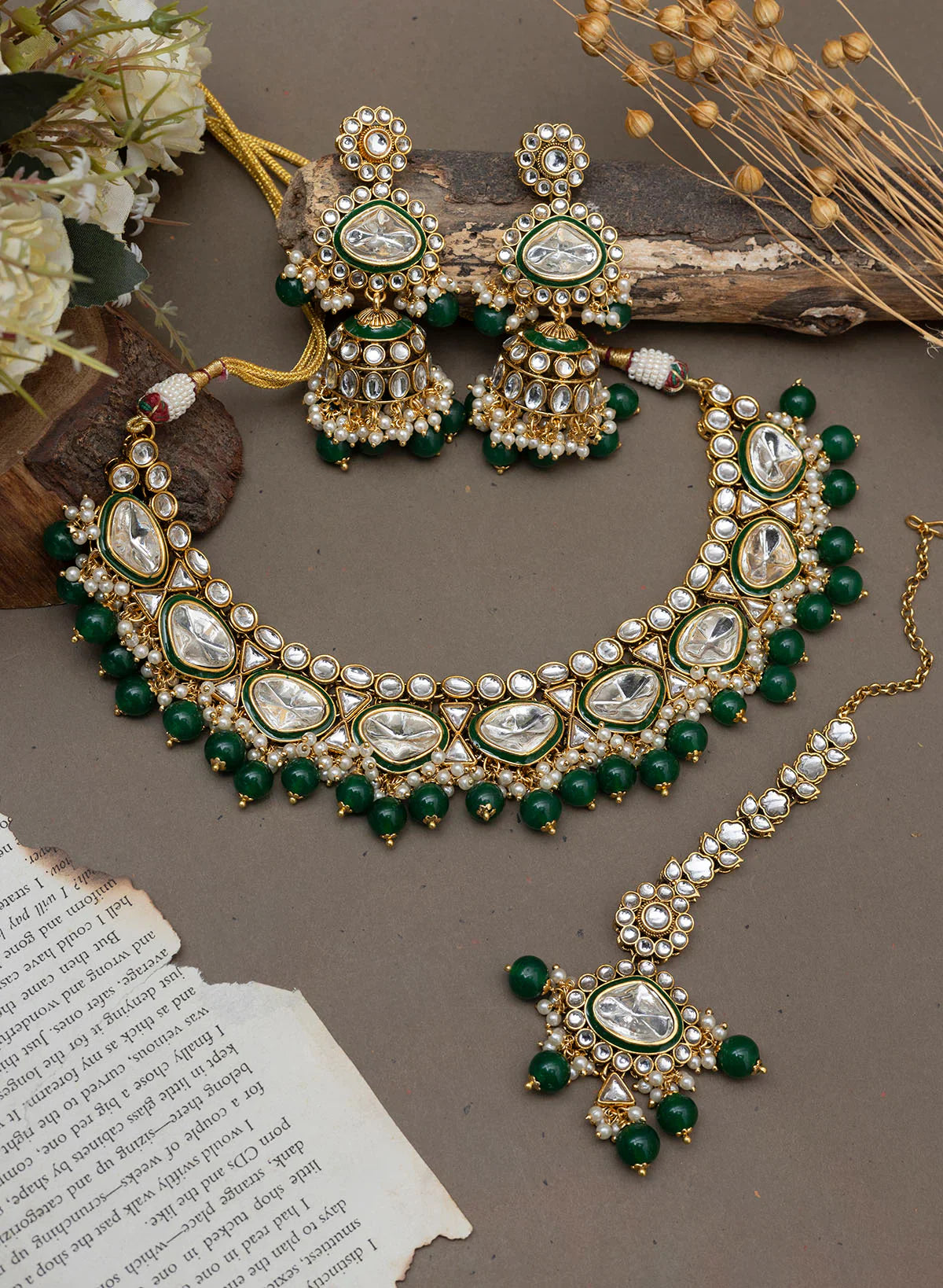 Kundan Silk Jewellery Set With Mangtikka