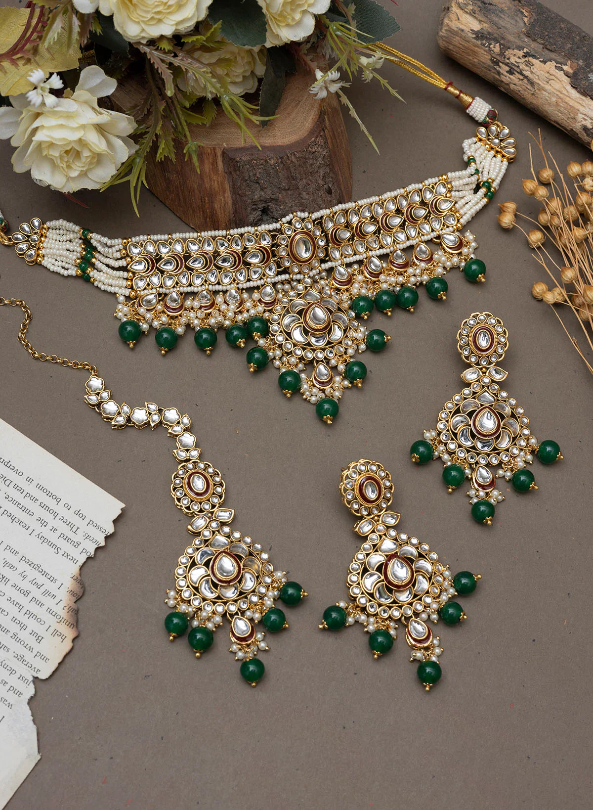 Kundan Minakari Jewellery set with Mangtikka