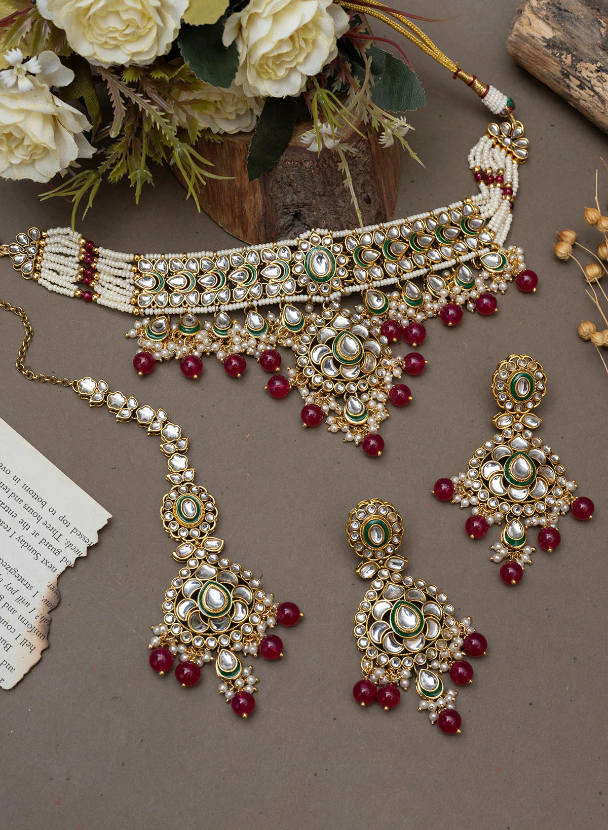 Kundan Minakari Jewellery set with Mangtikka