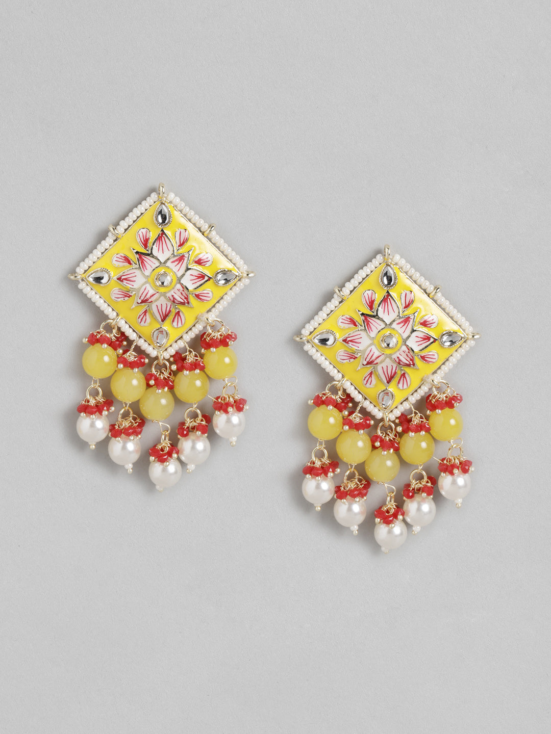 Yellow Gold-Plated Kundan Jewellery Set