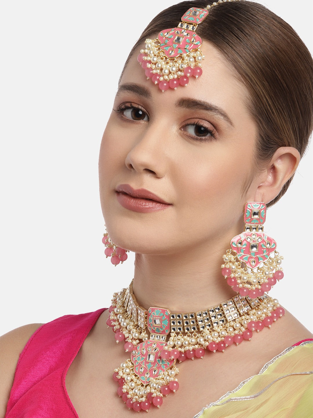 Peach Ethnic Handcrafted Brass Kundan Jewellery Set