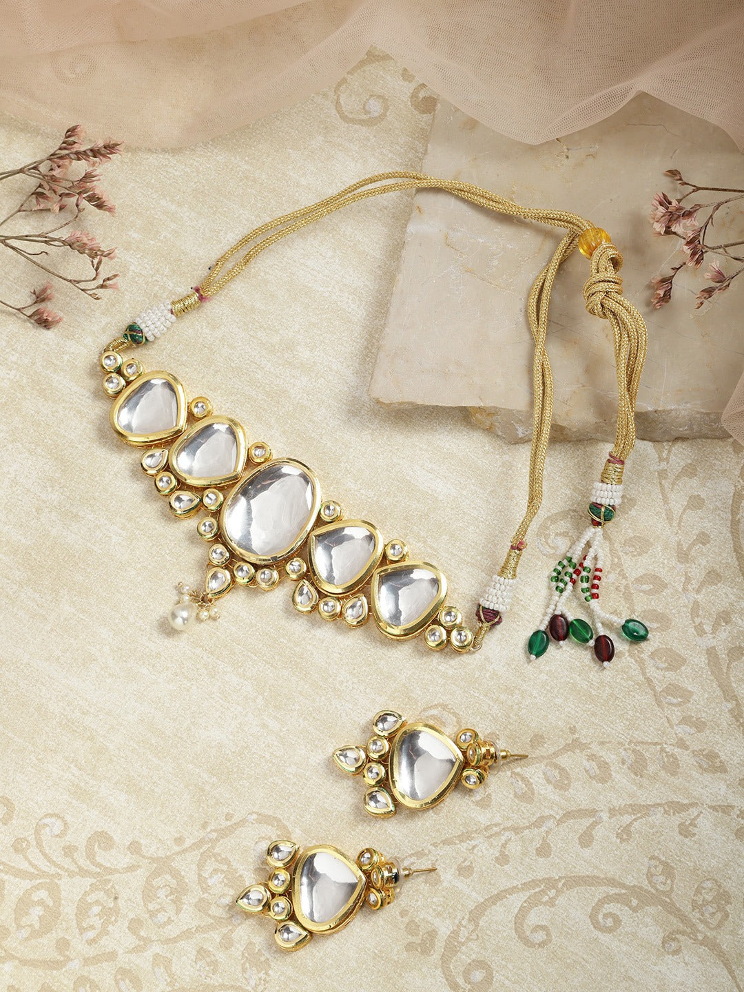 Kundan Studded Jewellery Set