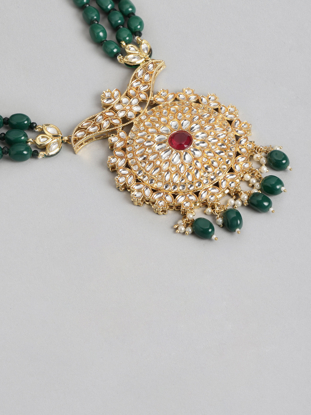 Green Gold-Plated Handcrafted Kundan Jewellery Set