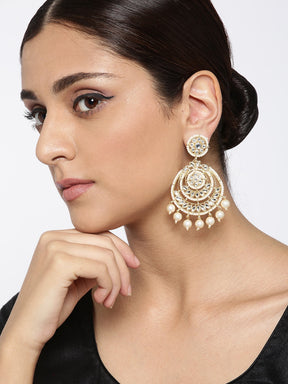 Circular Kundan off-White Pearl ChandBali Earring