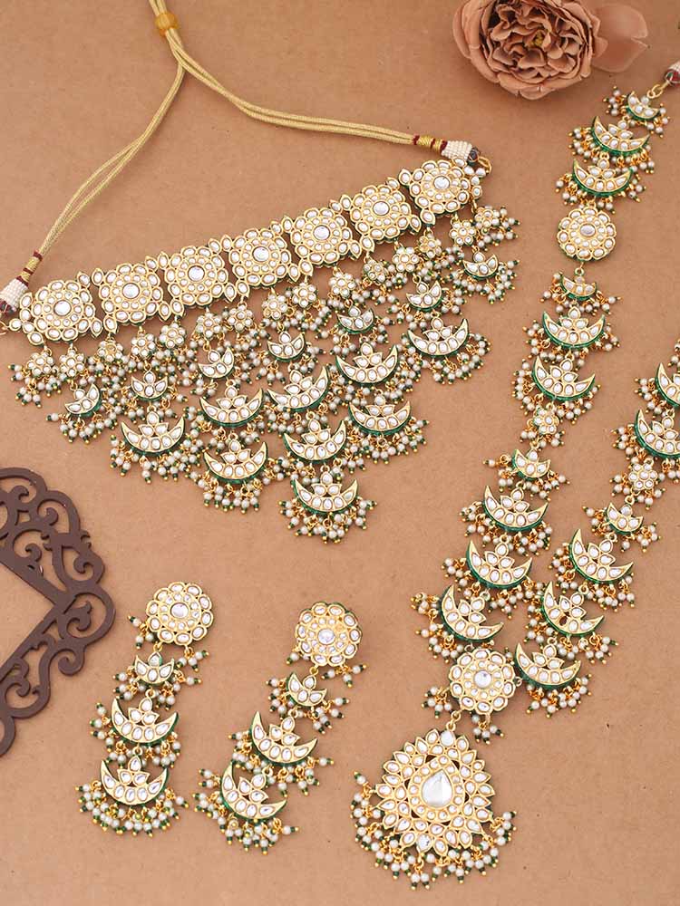 EMERALD KANAKI KUNDAN BRIDAL JEWELLERY SET