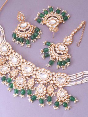 Melaniborsa Kundan Jewellery Set With Mangtikka