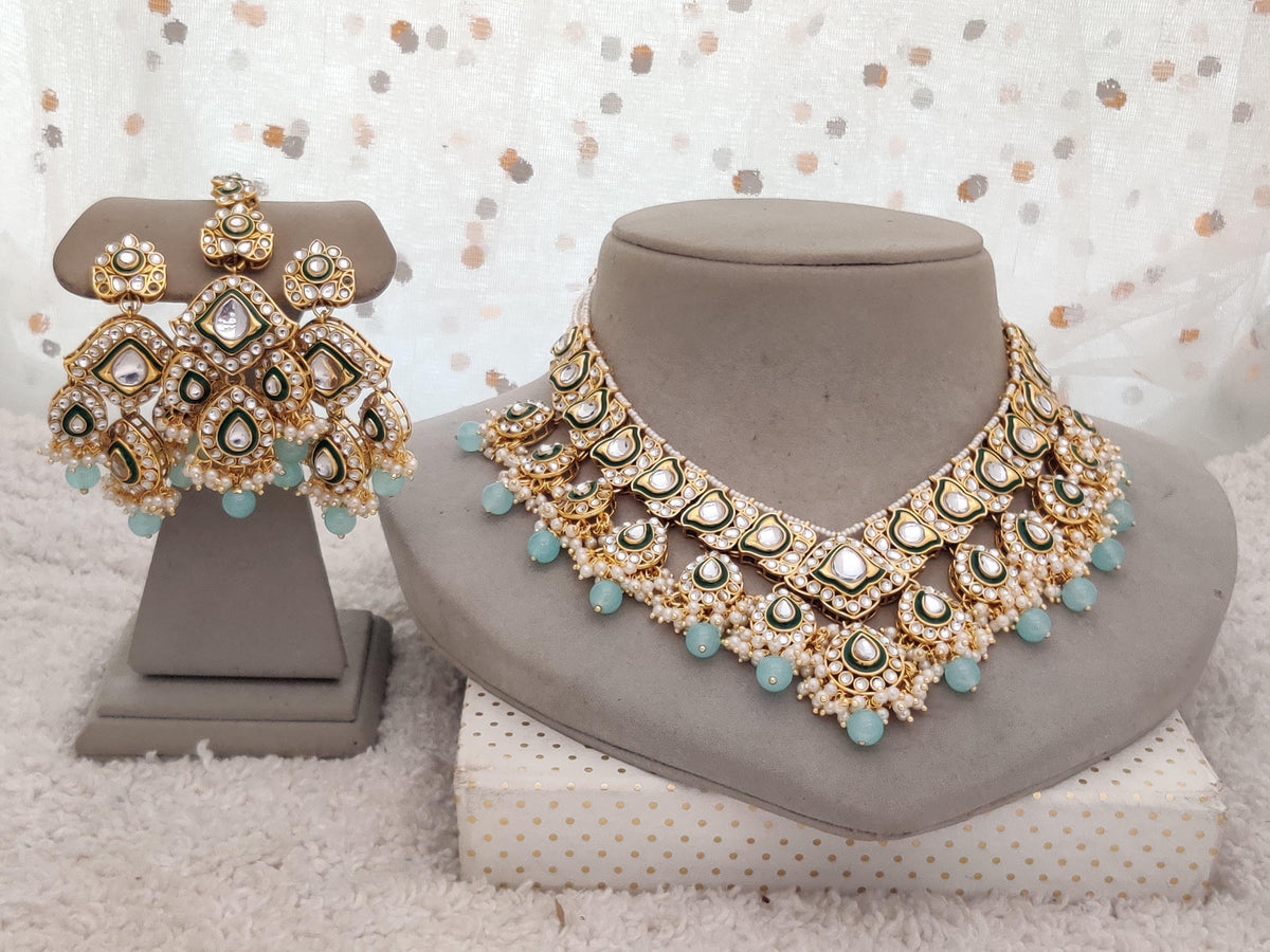 Tripurasundari Kundan Jewellery Set With Mangtikka