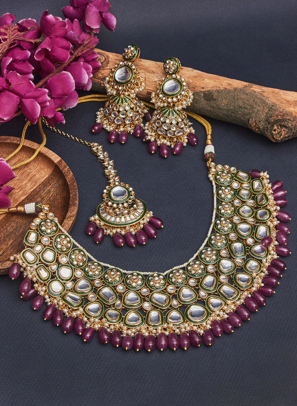 Melaniborsa Kundan jewelry Set With Mangtikka