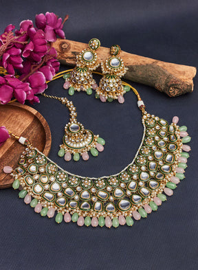 Melaniborsa Kundan jewelry Set With Mangtikka