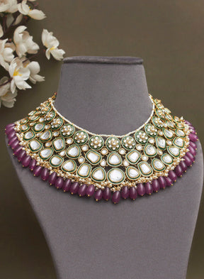 Melaniborsa Kundan jewelry Set With Mangtikka