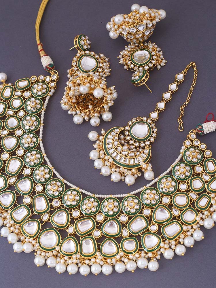 Melaniborsa Kundan jewelry Set With Mangtikka