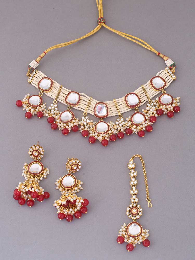 Melaniborsa Kundan Jewellery Set With Mangtikka