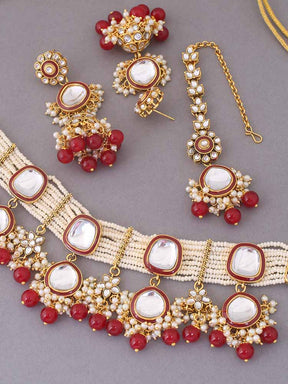 Melaniborsa Kundan Jewellery Set With Mangtikka