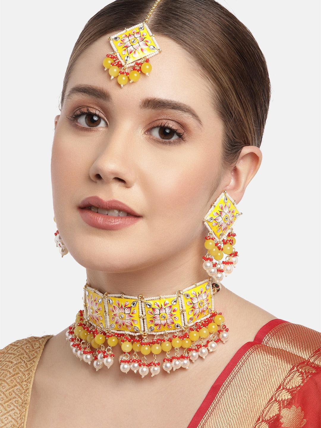 Yellow Gold-Plated Kundan Jewellery Set