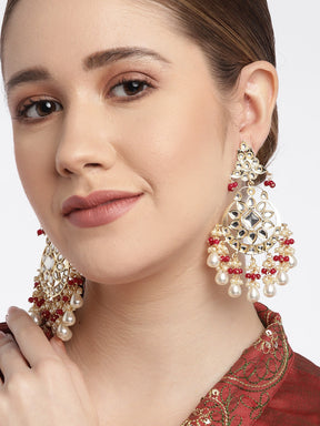 Red Kundan Crescent Shaped Chandbalis Earrings