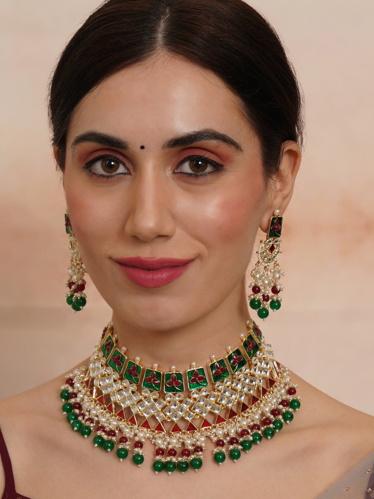 Kundan Handcrafted Enamelled Kundan Jewellery Set